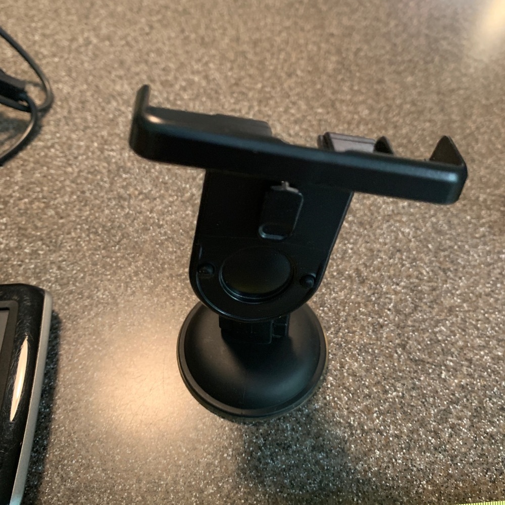 Magellan RoadMate 3120-MU Roadway Navigator. Touch Screen / Voice Directions. - Picture 12 of 16
